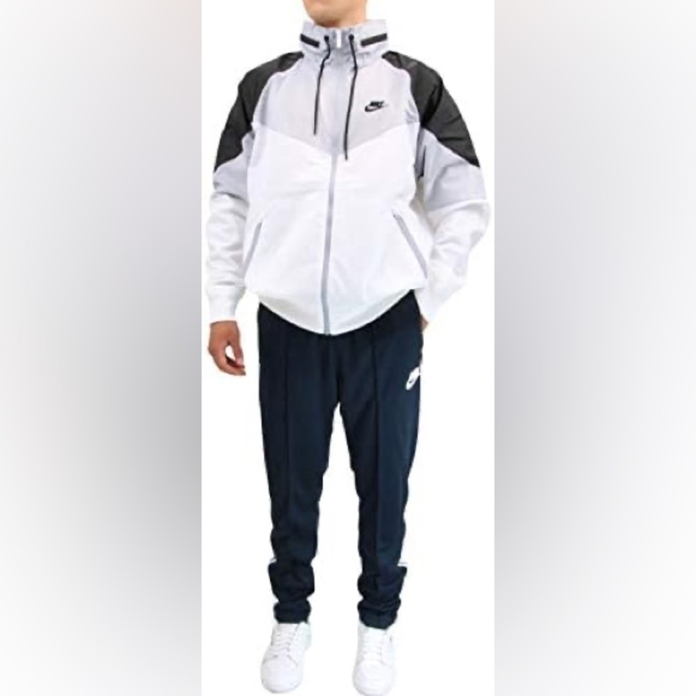 Nike Men's White and Black Jacket
